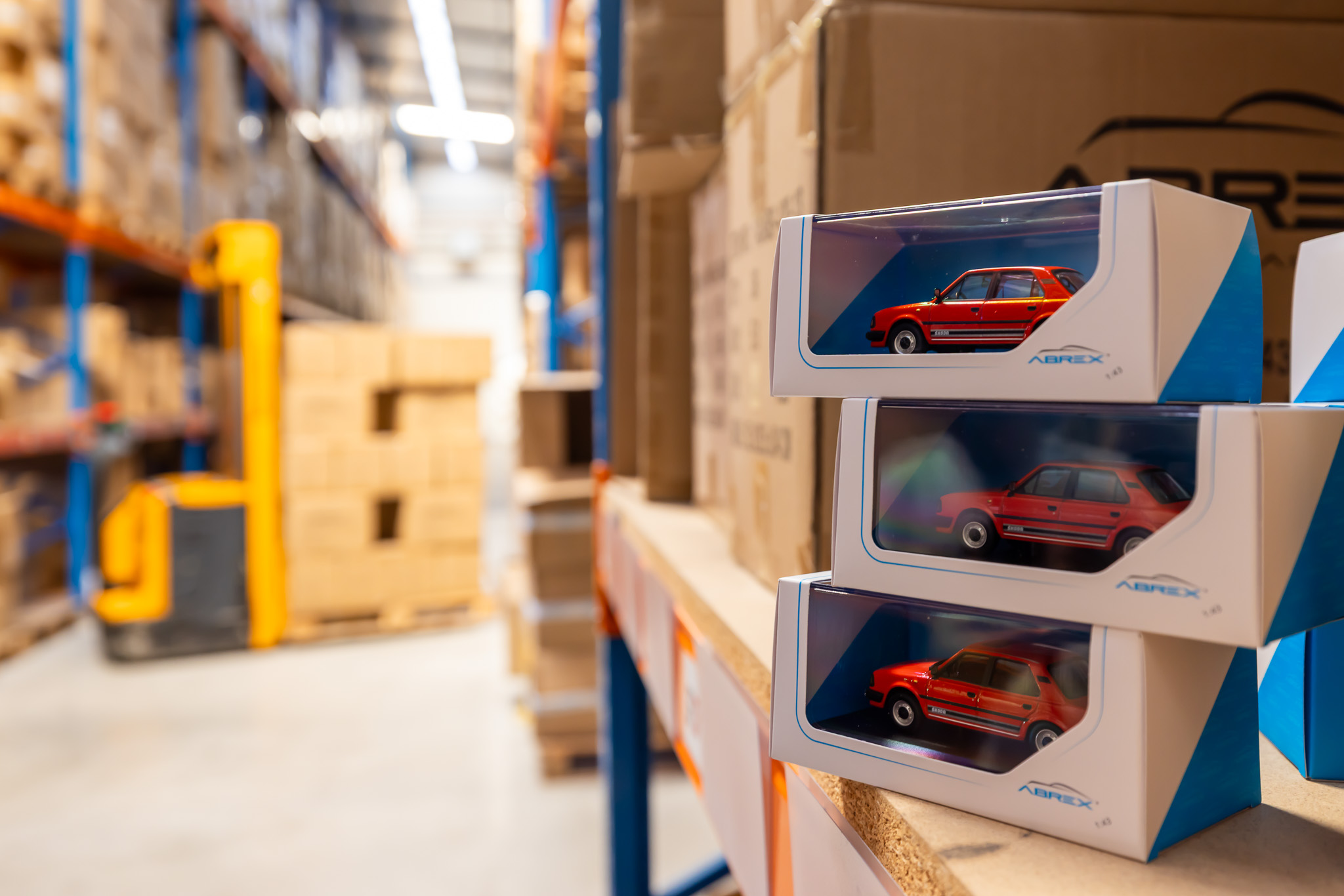 Doručování balíčků a provozní doba mezi svátky!